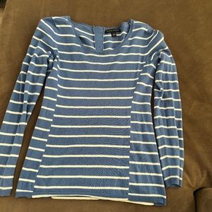 Sweater with stripes